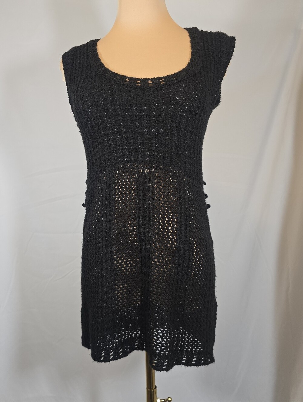 Black Crochet Sleeveless Tunic Top